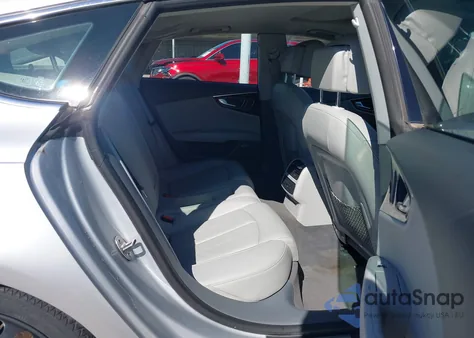 2013 Audi A7 3.0 Premium Plus z USA, uszkodzony, nr VIN WAUYGAFCXDN027542